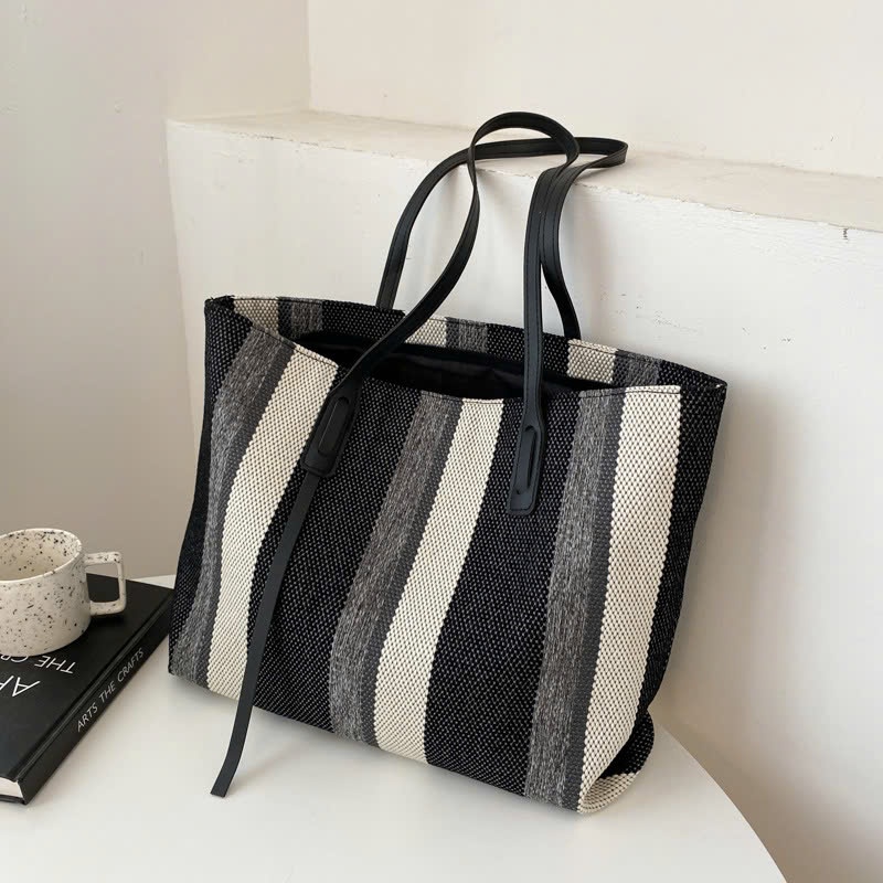 24HA249.08 - TÚI TOTE KẺ