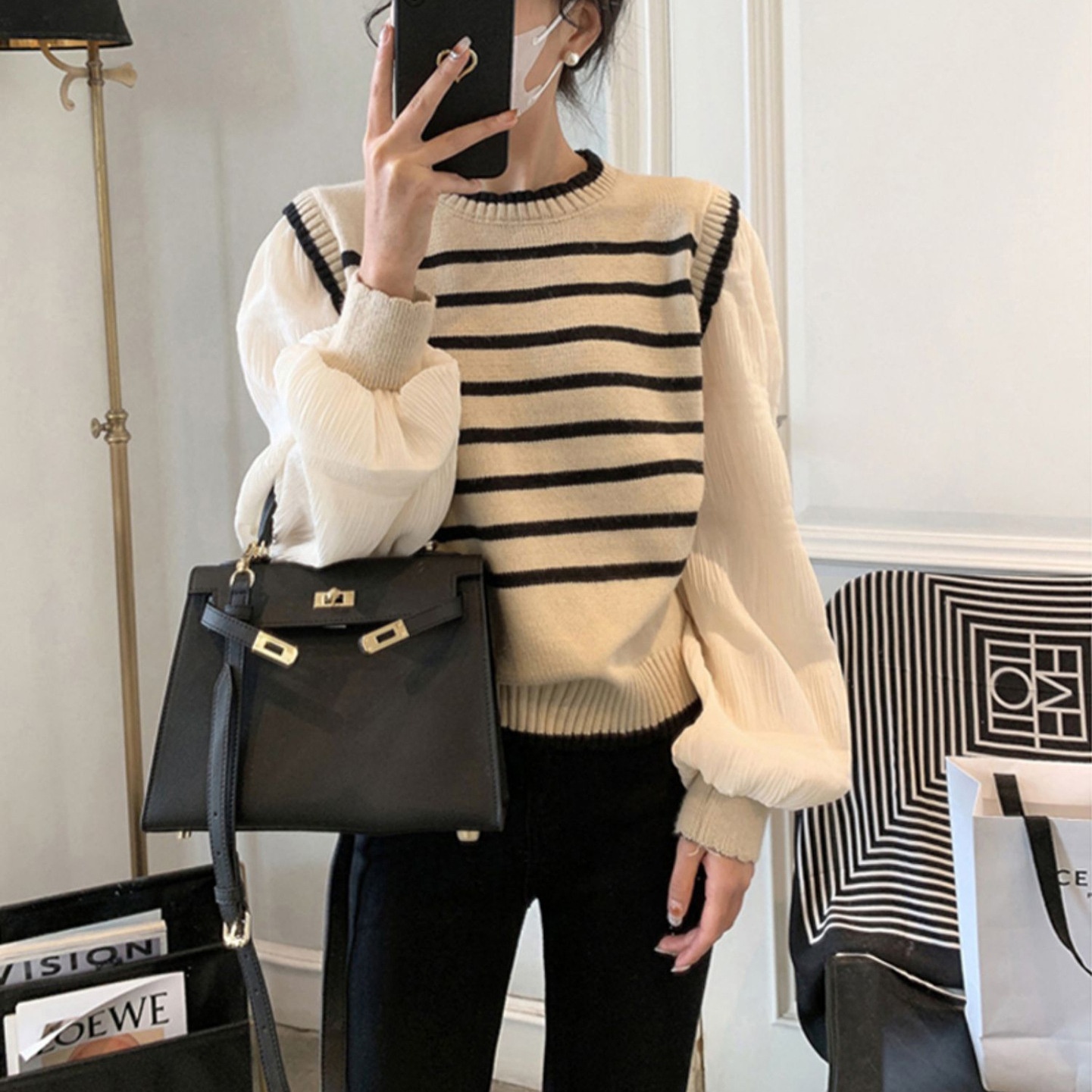 24HA239.30 - ÁO LEN KẺ TAY PHỒNG NỮ