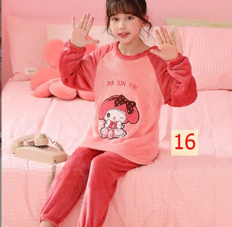 24HA259.04 - BỘ LÔNG ẤM CHO BÉ