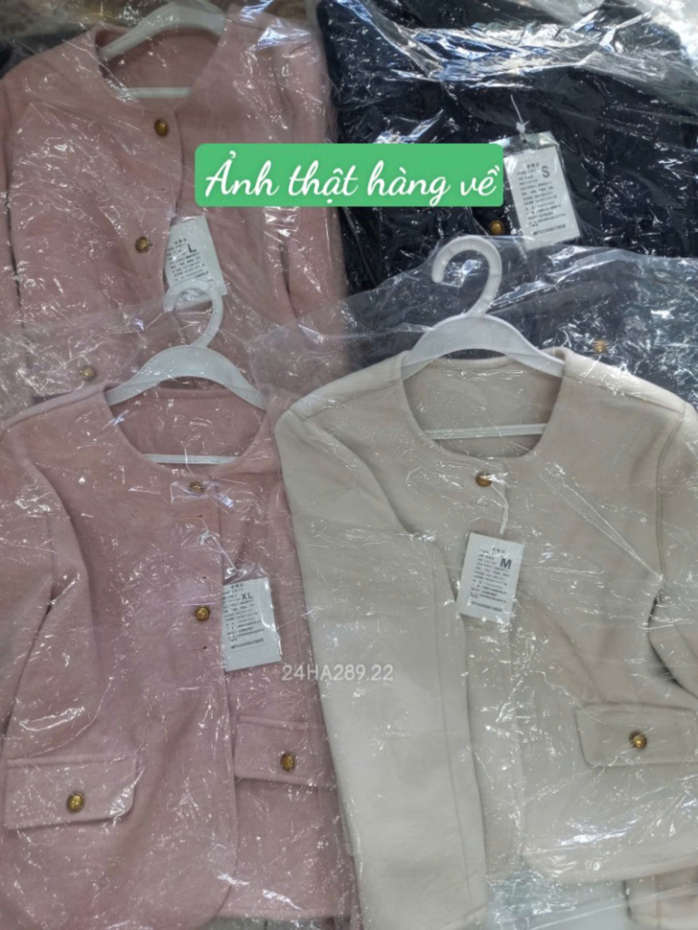 24HA289.22 - ÁO DẠ JORMANYA FULL TÚI MÓC