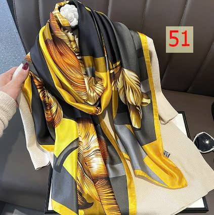 24HA289.26 - KHĂN LỤA CHOÀNG
