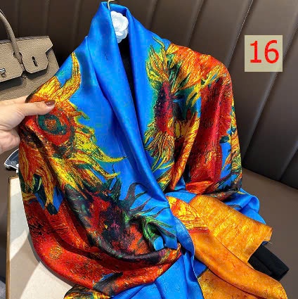 24HA289.26 - KHĂN LỤA CHOÀNG