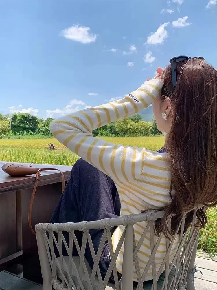 24HA299.10 - ÁO KẺ THU ĐÔNG HELLOKOMA