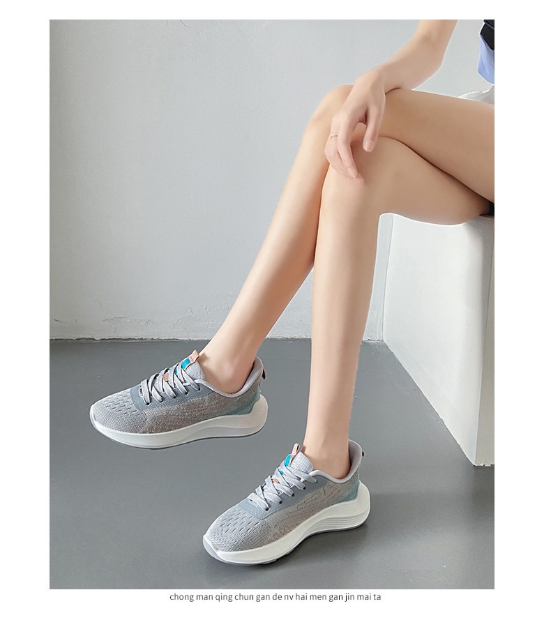 24HA310.29 - GIÀY THỂ THAO NỮ ĐẾ MỀN