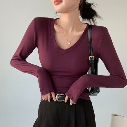 24HA410.05- ÁO THUN CỔ V THU ĐÔNG