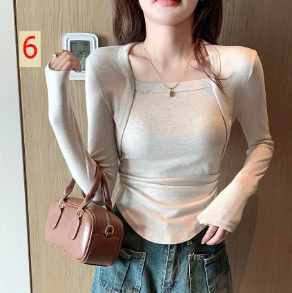 24HA510.13 - ÁO NỈ THU ĐÔNG CỔ VUÔNG