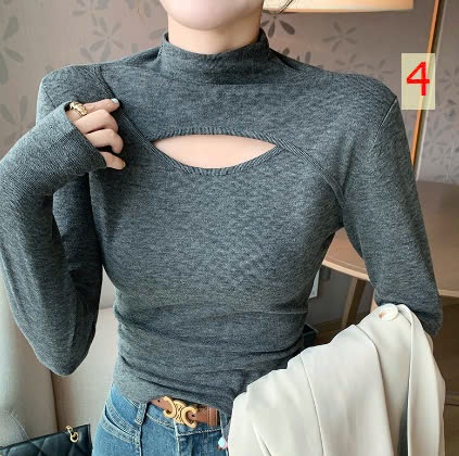 24HA510.12 - ÁO THUN DÀI TAY KHOÉT CỔ CÁCH ĐIỆU
