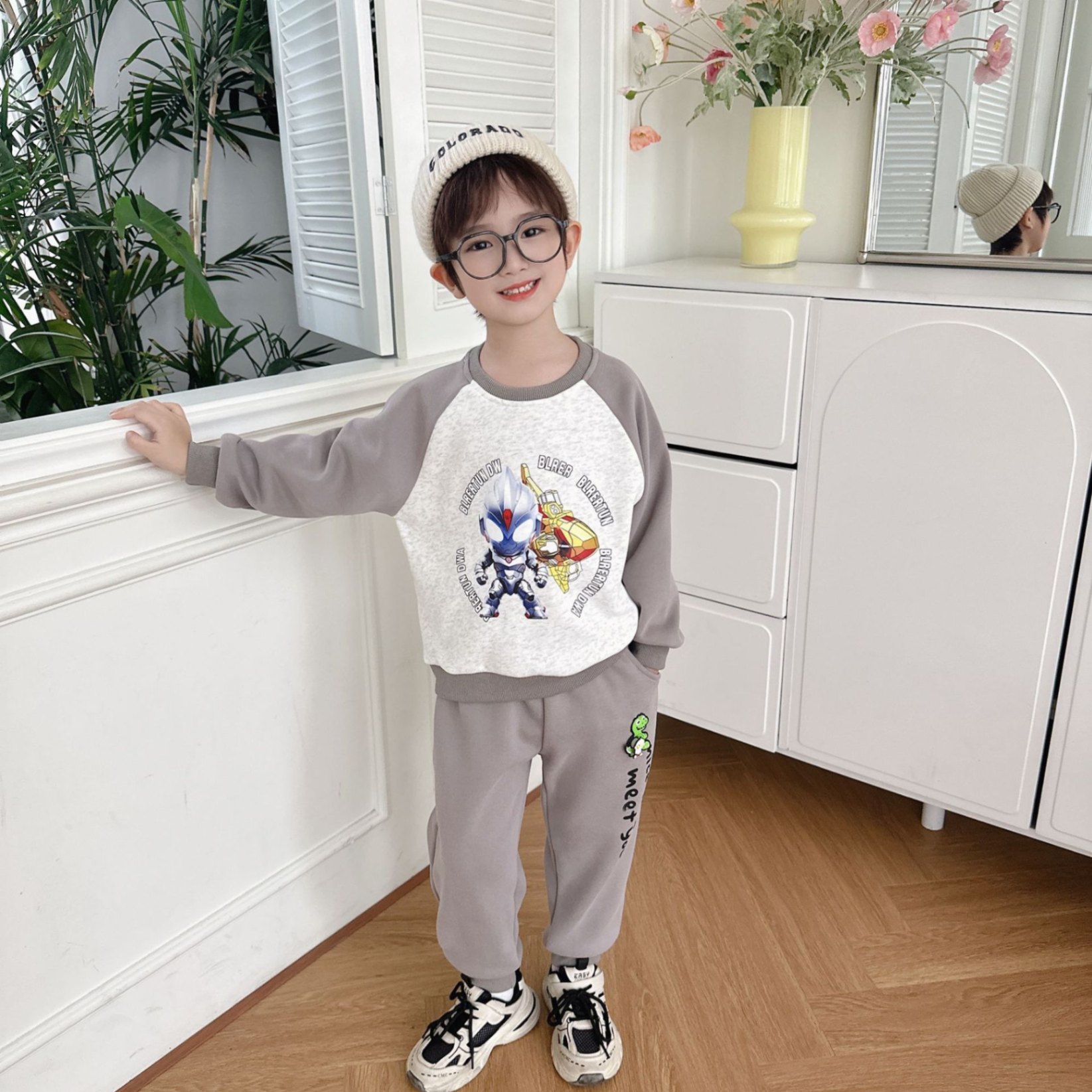 24HA610.28 -QUẦN NỈ LÓT LÔNG QC HÃNG MOMO MOKOO KÈM STICKER