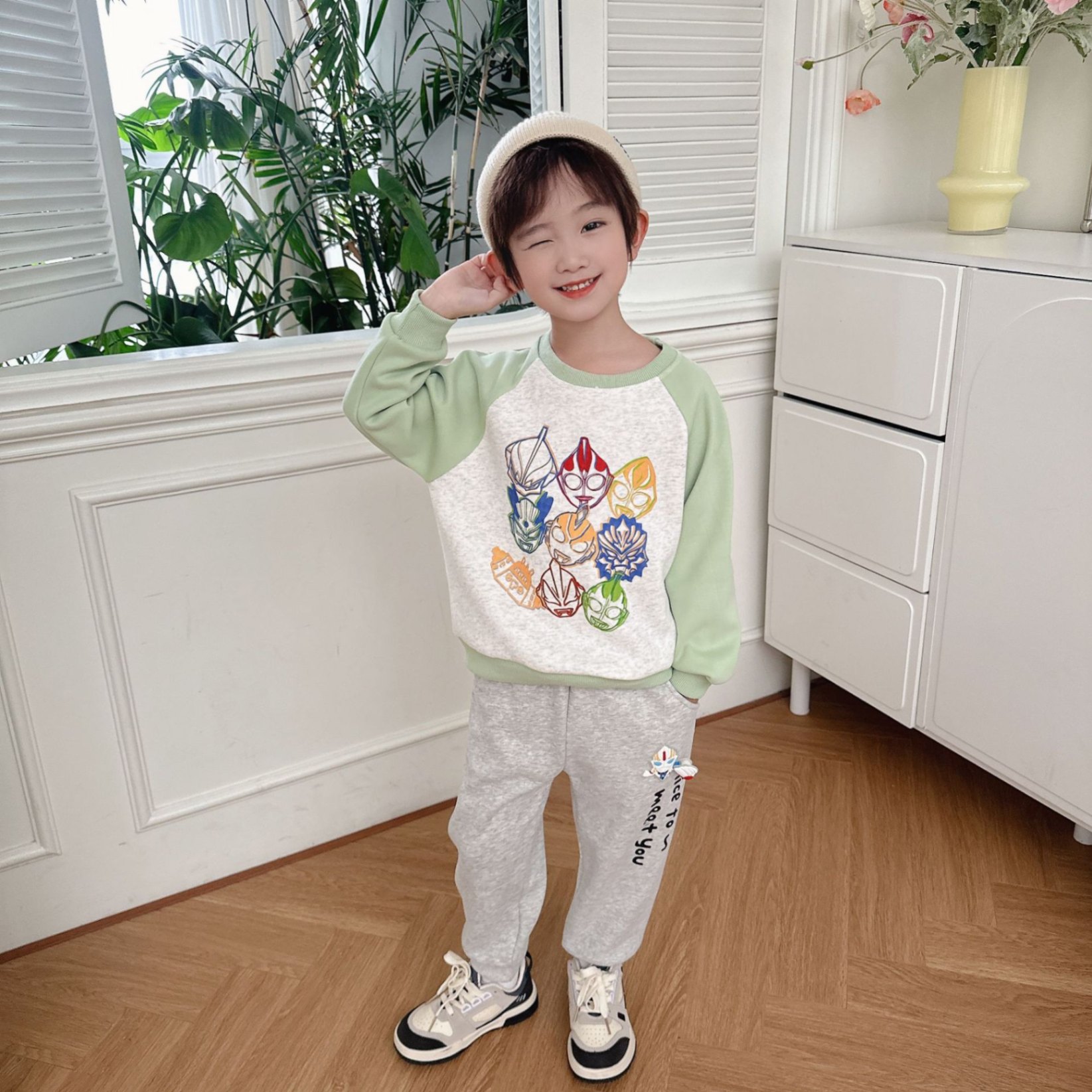 24HA610.28 -QUẦN NỈ LÓT LÔNG QC HÃNG MOMO MOKOO KÈM STICKER