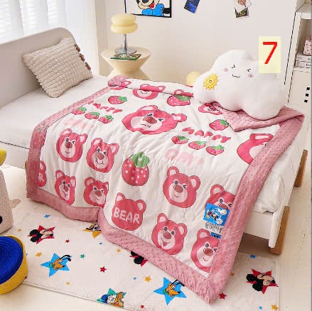 24HA610.29 -CHĂN HOẠT HÌNH MICKEY SANRIO CHO BÉ