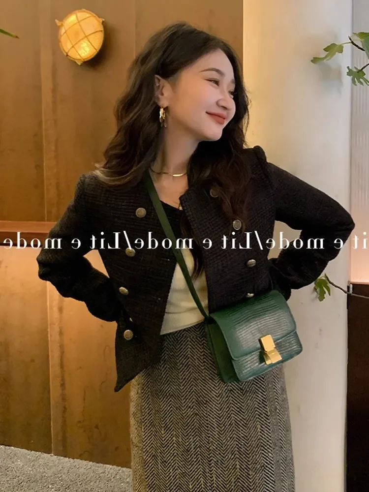 24HA610.23 -ÁO DẠ HOT ĐẦU MÙA 2 MÀU