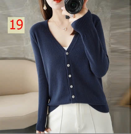 24HA1110.01 - ÁO CARDIGAN TRƠN NỮ