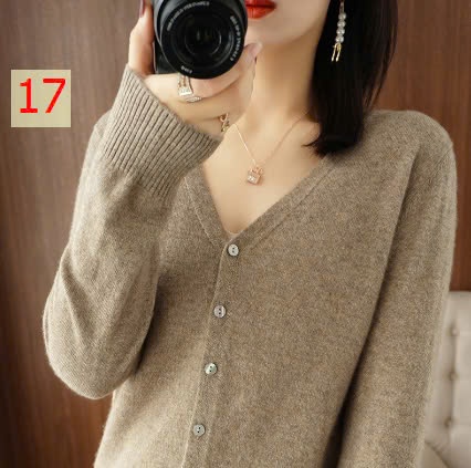 24HA1110.01 - ÁO CARDIGAN TRƠN NỮ