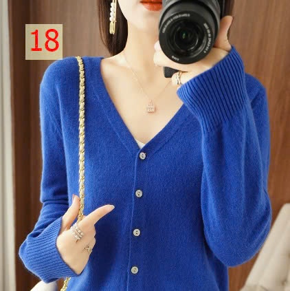 24HA1110.01 - ÁO CARDIGAN TRƠN NỮ