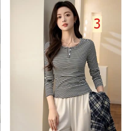 24HA2310.15 - ÁO THUN KẺ NGANG NỮ