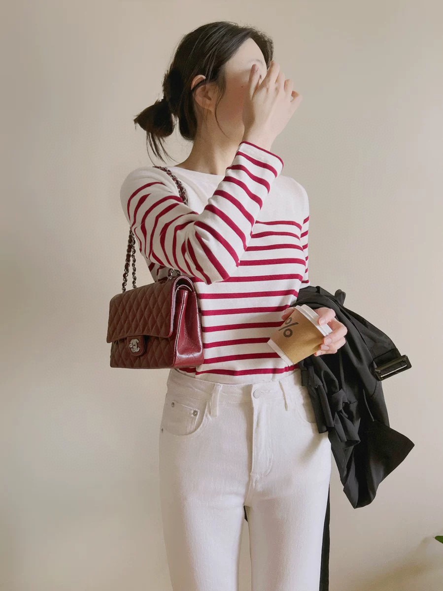 24HA2710.21 - ÁO LEN KẺ NỮ