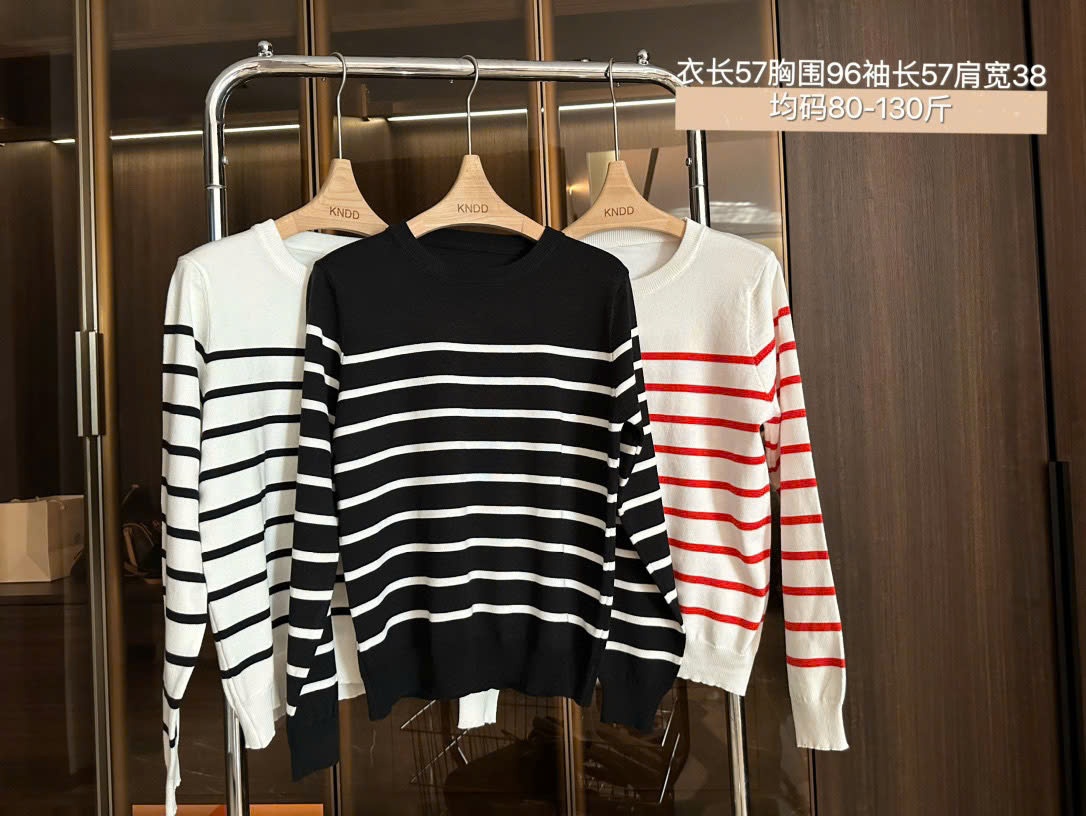 24HA2710.21 - ÁO LEN KẺ NỮ