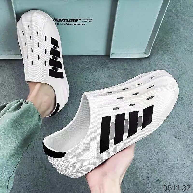 24HA0511.32 - GIÀY CROSS 4 VẠCH KẺ