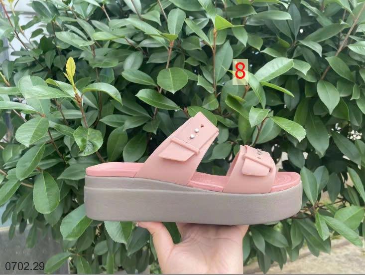 25HA0702.29 - DÉP SANDAL CROCSSSS BROOKLYNNN