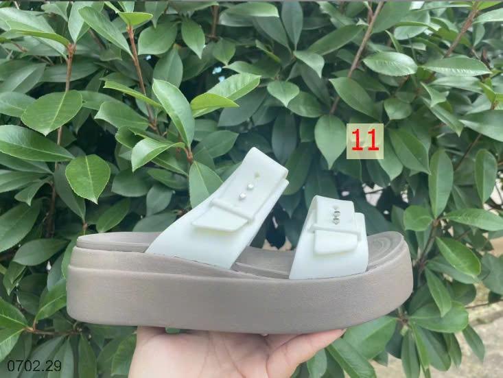 25HA0702.29 - DÉP SANDAL CROCSSSS BROOKLYNNN