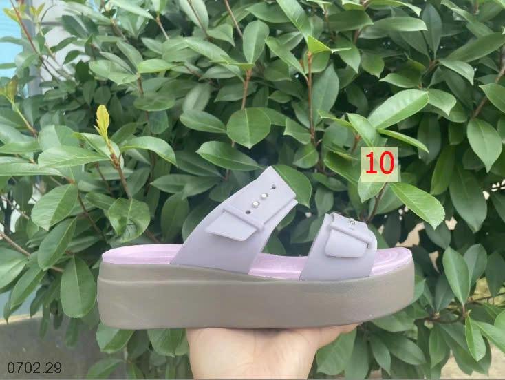 25HA0702.29 - DÉP SANDAL CROCSSSS BROOKLYNNN