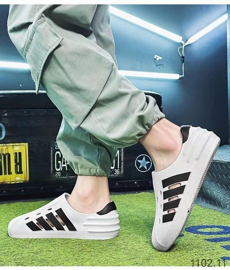 25HA1102.11 - GIÀY CROSS 4 VẠCH KẺ