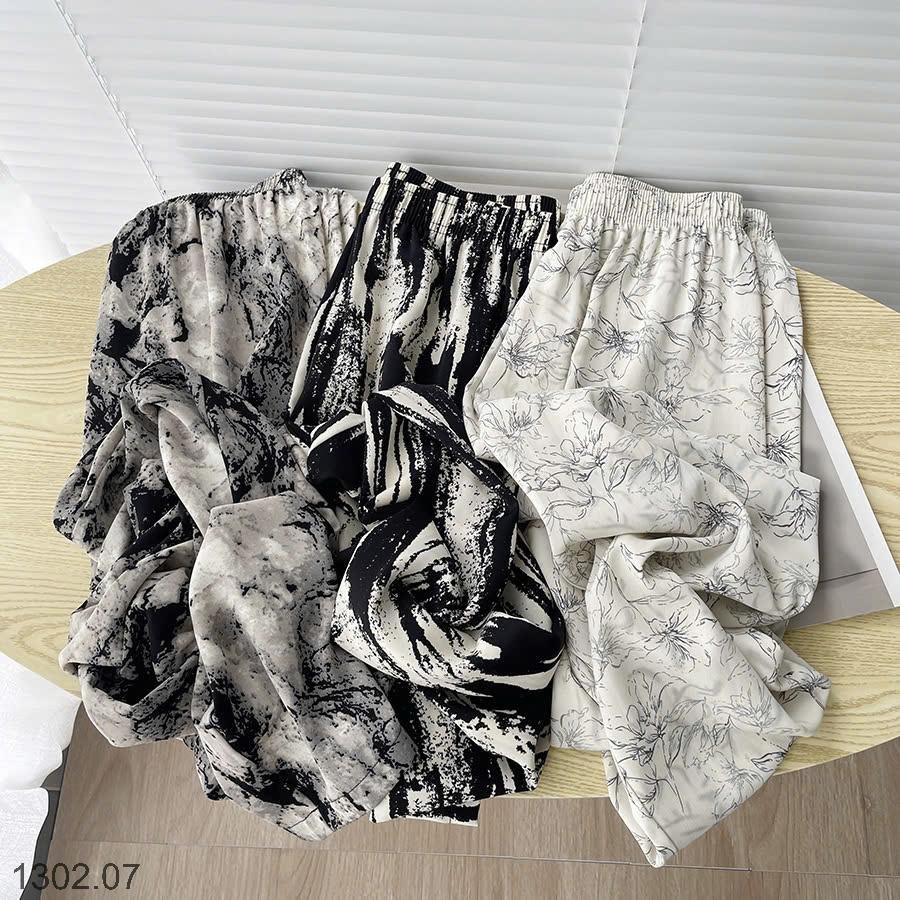 25HA1302.07- QUẦN VẢI CHIFFON IN HỌA TIẾT