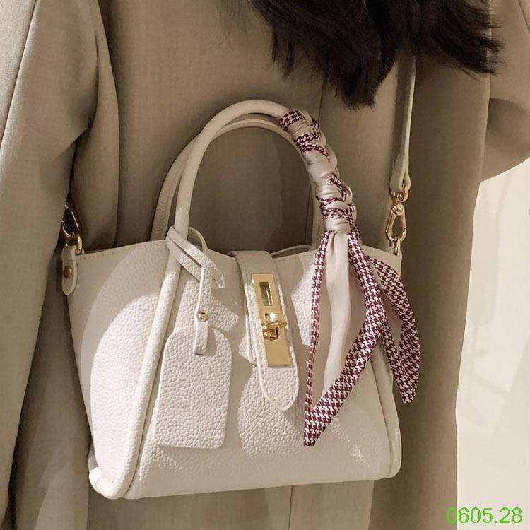 25HA0605.28 - TÚI XÁCH CẦM TAY CHO NỮ