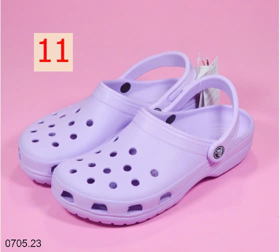 25HA0705.23 - SỤC CROCS LỖ CHO BÉ YÊU