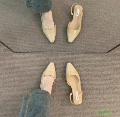 25HA0705.12 - GIÀY SANDAL MŨI NHỌN ĐẾ BỆT