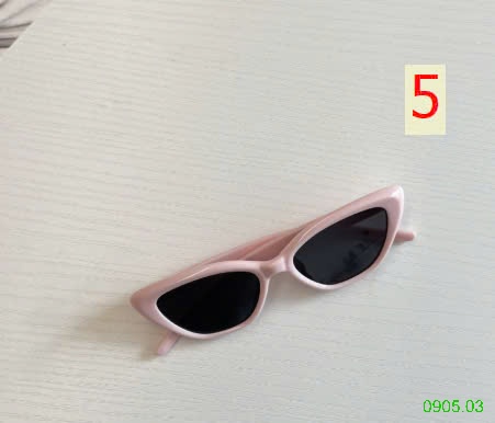 25HA0905.03 - KÍNH MẮT AMBB CHO BÉ