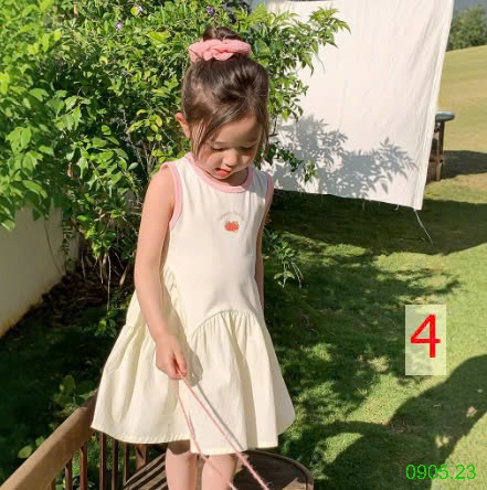 25HA0905.23 - VÁY XÒE SÁT NÁCH BÉ GÁI