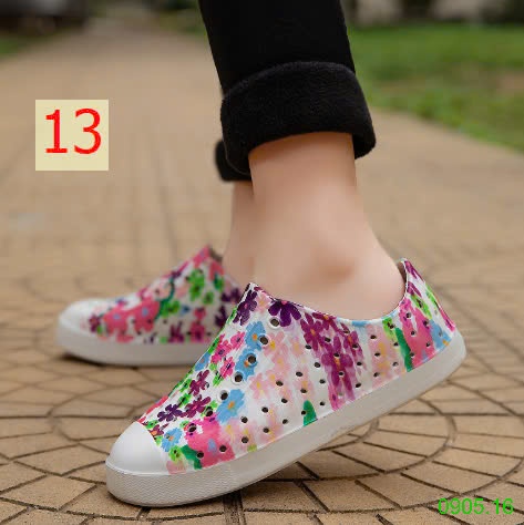 25HA0905.16 - GIÀY NATIVE MÙA HÈ THOÁNG KHÍ CHO BÉ YÊU