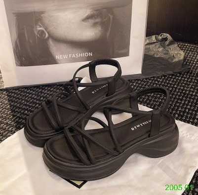 25HA2005.01 - SANDAL QUAI MẢNH ĐẾ DÀY