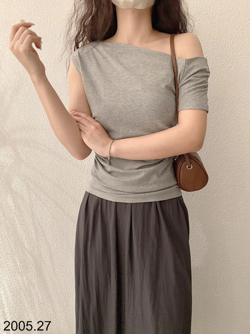 25HA2005.27 - ÁO THUN CỔ ĐỔ XẾP LY