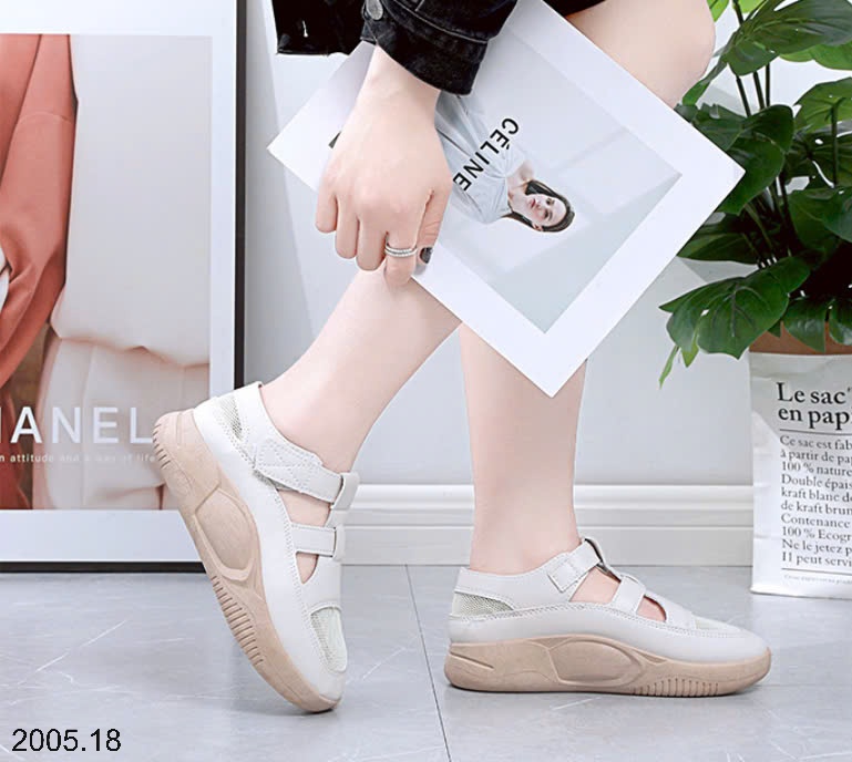 25HA2005.18 - GIÀY VELCRO RỖNG LỖ CHO NỮ