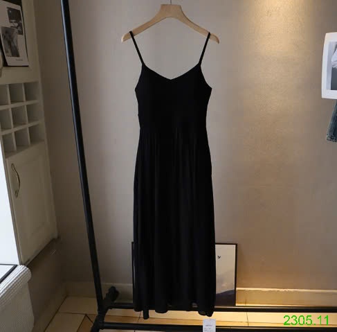 25HA2305.11 - VÁY 2S KÈM ĐỆM NGỰC NỮ
