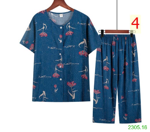 25HA2305.16 - BỘ TRUNG NIÊN LỬNG CÀI CÚC CHO MẸ