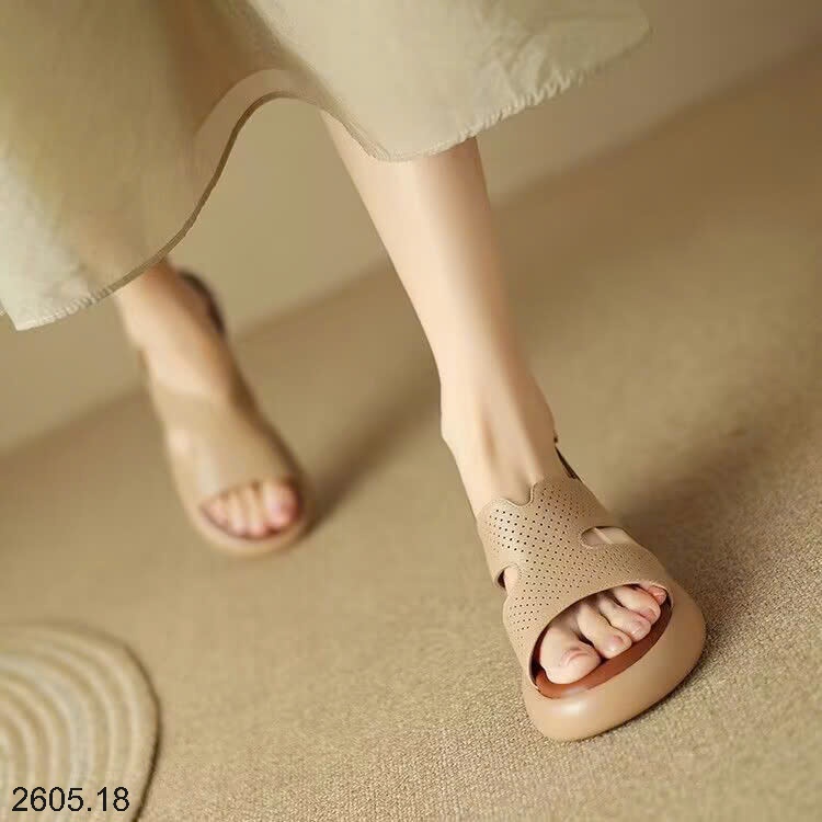 25HA2605.18 - SANDAL ĐẾ DÀY CHO NỮ