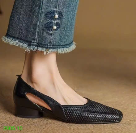 25HA2605.10 - GIÀY LỖ THOÁNG KHÍ NỮ