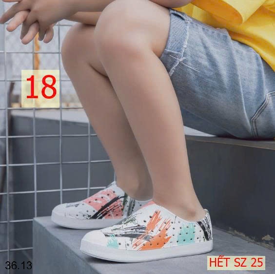 25HA36.13 - GIÀY NATIVE CHO BÉ