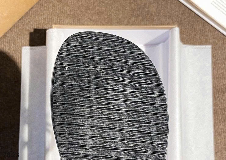 25HA76.23 - SANDAL XỎ NGÓN KIỂU PHÁP