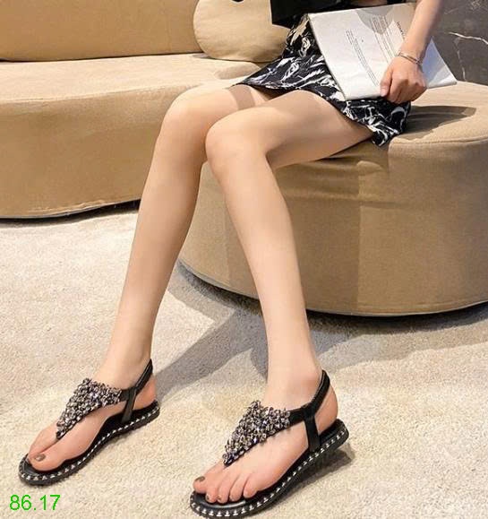 25HA86.17 - SANDAL ĐÍNH ĐÁ