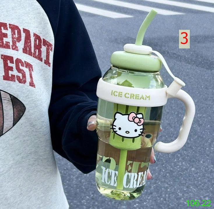 25HA106.22 - BÌNH UỐNG NƯỚC HELLO KITTY SIÊU XINH