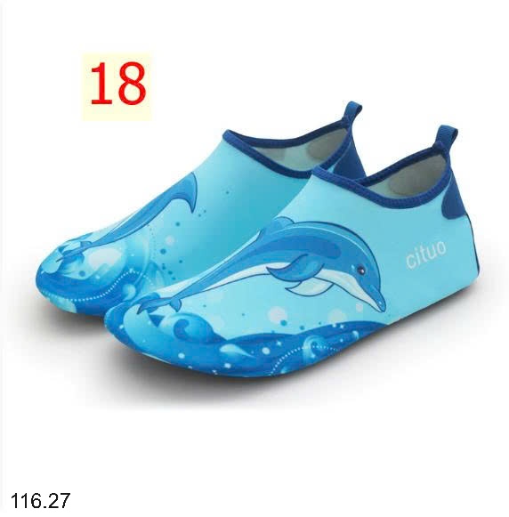 25HA116.27 - GIÀY ĐI BIỂN CHỐNG NẮNG TRÊN CÁT
