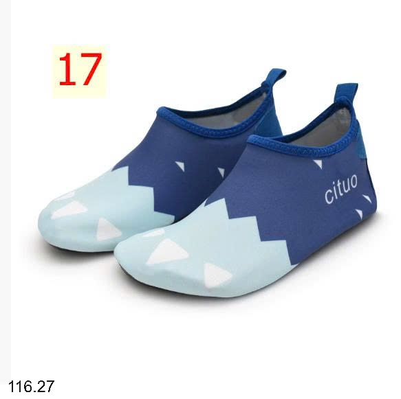 25HA116.27 - GIÀY ĐI BIỂN CHỐNG NẮNG TRÊN CÁT