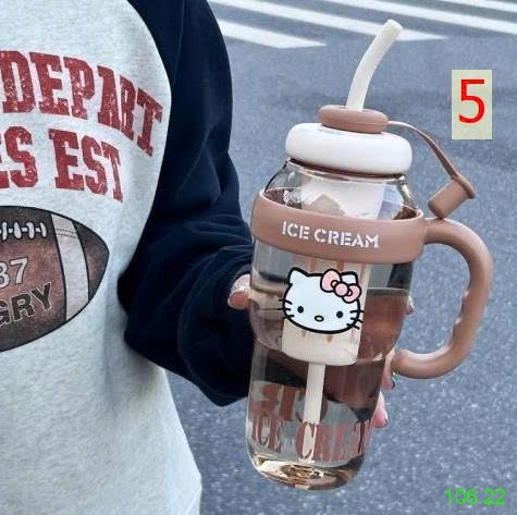 25HA106.22 - BÌNH UỐNG NƯỚC HELLO KITTY SIÊU XINH