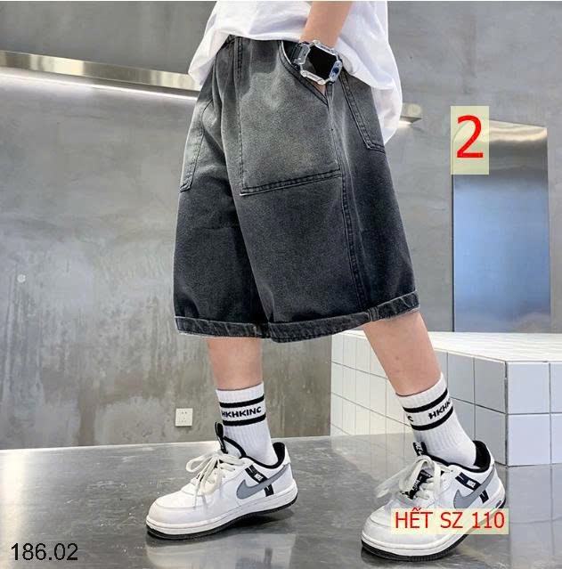 25HA186.02 - SHORT JEAN BÉ TRAI
