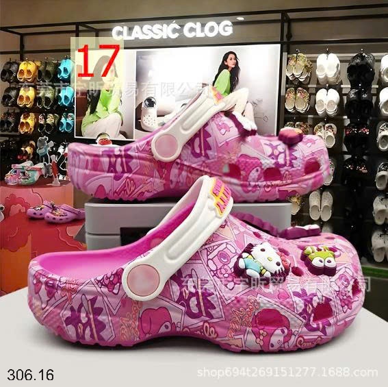 25HA306.16 - SỤC CROCS HỌA TIẾT