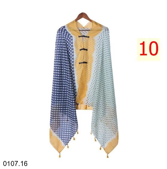 25HA0107.16 - KHĂN CHOÀNG HOẠ TIẾT